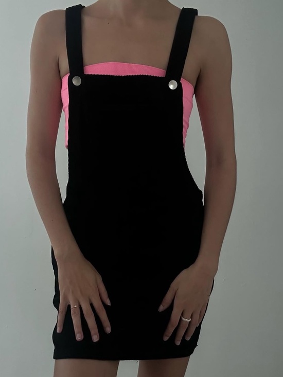 Forever 21 Dresses & Skirts - Black Corduroy Overalls with pockets
